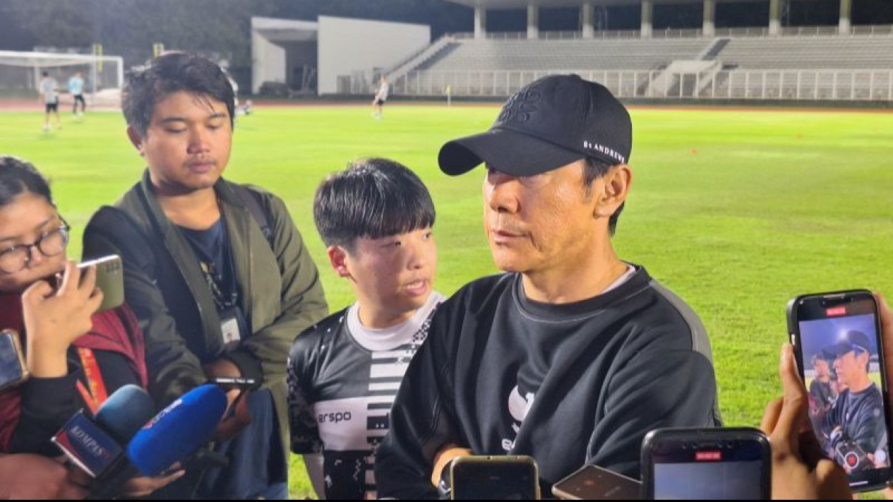 Do Duy Manh Lontarkan Perang Urat Syaraf, Shin Tae-yong Langsung Ngamuk ke Pemain Vietnam: Mungkin Dia...
            - galeri foto