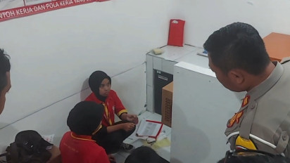 Sadis! Perampok Gondol Rp67,4 Juta di Berangkas Minimarket, Dua Karyawati Disekap dan Diseret Sepeda Motor Pelaku