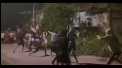 Puluhan Pemuda Antar Geng Terlibat Perang Sarung di Sejumlah Jalan Raya Bangkalan, Madura