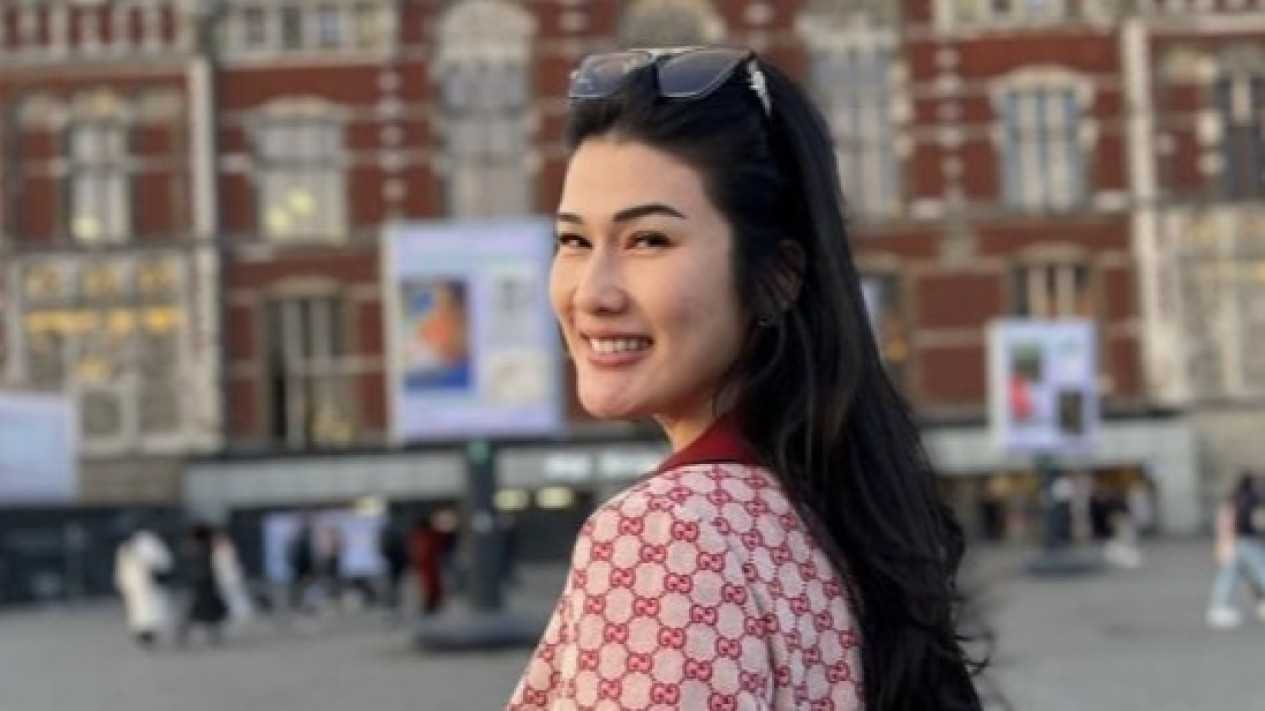 Stevianne Agnecya Mantan Istri Samuel Rizal Meninggal Dunia, Karena Santet?
            - galeri foto