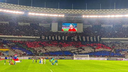 La Grande Indonesia Klarifikasi Bendera Belanda di Koreografi Tribun Utara