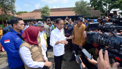 Tinjau Banjir Demak, Presiden Jokowi Singgung Masalah Cuaca hingga Alih Fungsi Lahan