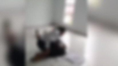 Viral, Aksi Perkelahian Siswi SMP di Kendari Gegara Tersinggung Postingan Status