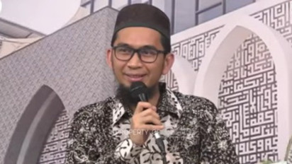 Tolong Luangkan Waktu 5 Menit Saja, Mintalah Doa 4 Hal Ini di Bulan Ramadhan, Ustaz Adi Hidayat Bilang Bila Diamalkan Bisa…