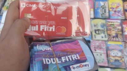 Uniknya Amplop THR Lebaran Motif Mie Instan hingga Kartu ATM, Kini Makin Dicari