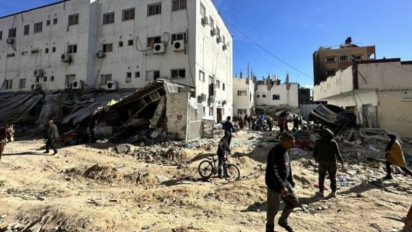 Israel Paksa Evakuasi Staf dan Pasien Rumah Sakit Al Amal di Gaza Selatan, Lakukan Blokade Pintu Masuk