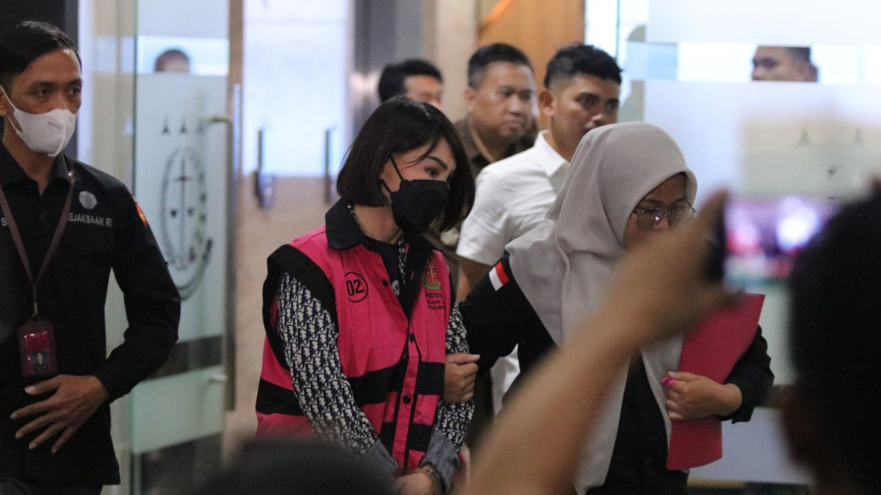 Crazy Rich Helena Lim Resmi Jadi Tersangka Korupsi Timah, Kejagung Ungkap Perannya
            - galeri foto