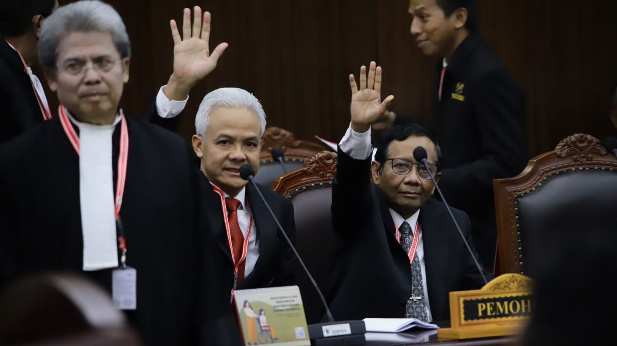 Sidang Sengketa Pilpres 2024, Kubu Ganjar-Mahfud Bongkar Sejumlah Dugaan Kecurangan
            - galeri foto