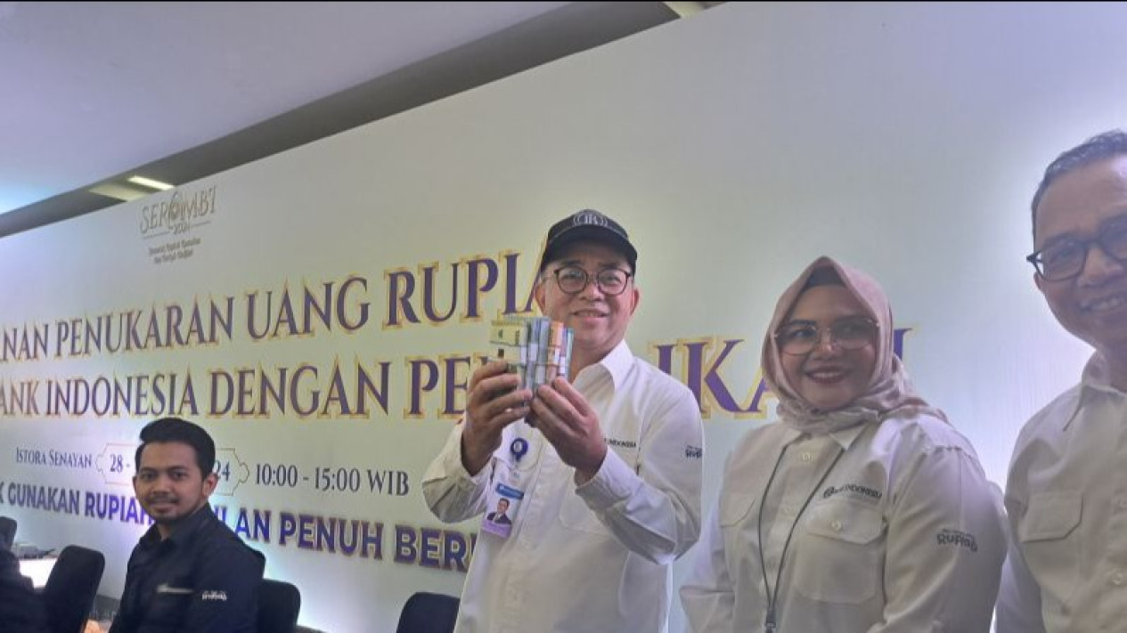 BI dan Perbankan Batasi Penukaran Uang untuk 5.000 Orang per Hari, Bisa Ditukar di Kas Keliling Terpadu di Jakarta
            - galeri foto