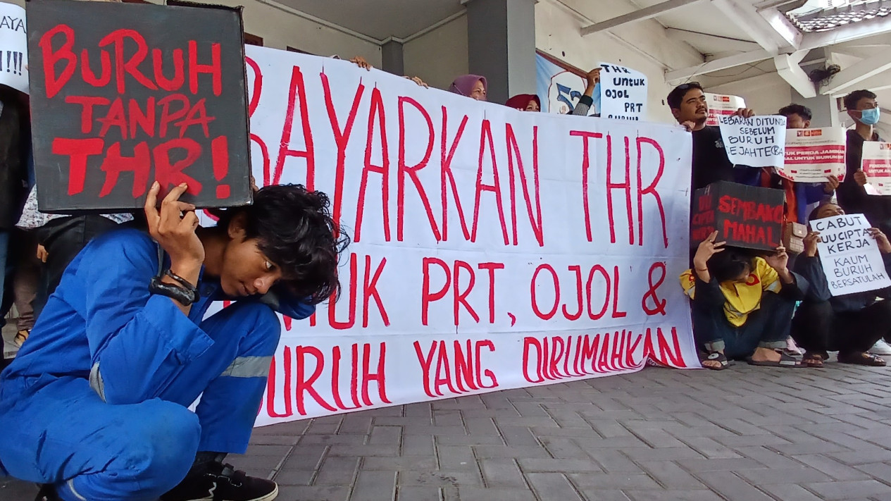 MPBI DIY Desak Gubernur Terbitkan Surat Edaran THR Bagi PRT dan Driver Ojol
            - galeri foto