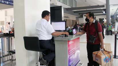 Menjelang Libur Panjang Wafat Isa Almasih, Daop 8 Surabaya Catat 11.353 Pelanggan KA