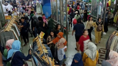 Alokasikan THR Saat Ini Berbeda dari Tahun Lalu, Survei: Berbelanja Kebutuhan Lebaran Mendominasi