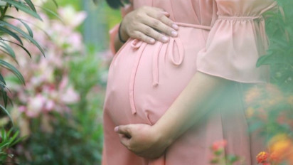 Bunda Wajib Tahu, 6 Tips Puasa untuk Ibu Hamil Agar Aman Bagi Kesehatan Janin