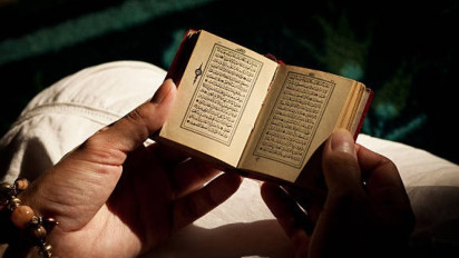 Bacaan Al-Qur'an Surat Yusuf Ayat 21-25 Lengkap Tulisan Arab, Latin, dan Artinya