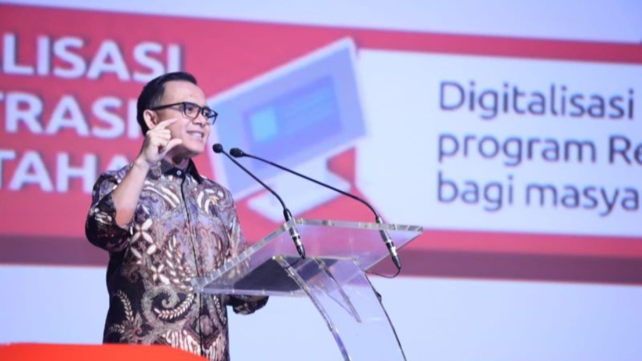 Respons Azwar Anas Soal Absennya Dua Menteri PDIP di Acara Buka Puasa di Istana
            - galeri foto