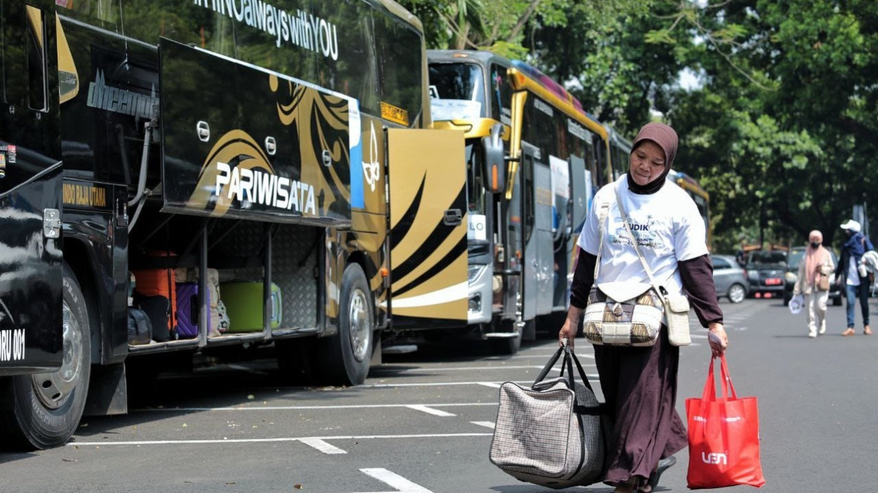 Info Mudik, Dishub Kota Bandung Pastikan Pemudik 2024 Tidak Kekurangan Transportasi Umum untuk Pulang Menyambut Lebaran
            - galeri foto