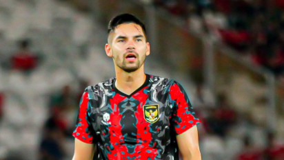 Sandy Walsh Dapat Hadiah Ulang Tahun Mie Instan