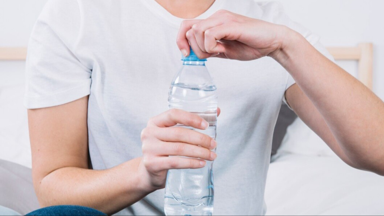 Hati-hati Minum Air Putih Malah Bikin Ginjal Rusak, Bisa jadi Caranya Salah, dr Cahyono Bilang yang Benar itu…
            - galeri foto