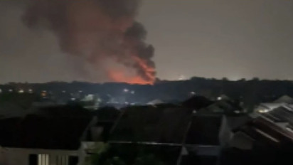 Terungkap! Kondisi Terkini Gedung Amunisi Meledak, Petugas Damkar Belum Dapat Masuk ke Lokasi