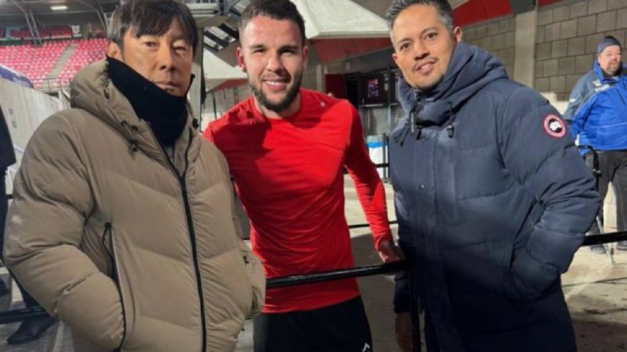 Timnas Indonesia Dapat Tambahan Amunisi, Calvin Verdonk Umumkan dalam Proses Naturalisasi
            - galeri foto
