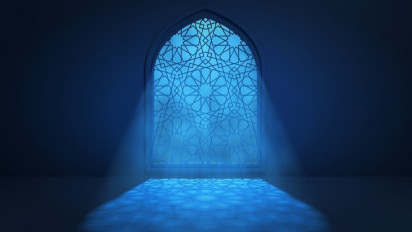 Ternyata Sosok Inilah yang Ada di Balik Hadiah Malam Lailatul Qadar