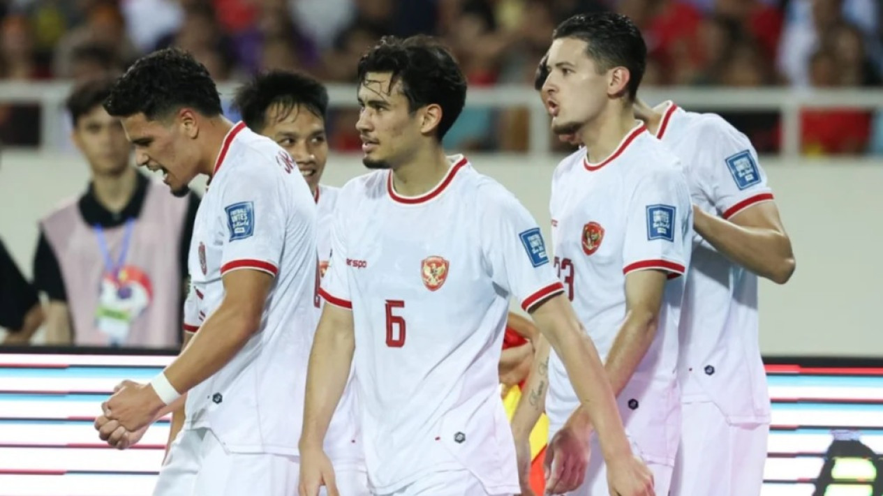 Media Inggris Sebut 1 Pemain Timnas Indonesia Ini Diminati Klub yang Resmi Back to Back Main di Liga Inggris 
            - galeri foto