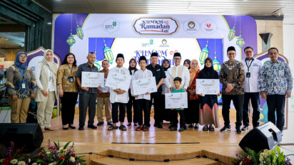 MenKopUKM Resmikan Gelaran KUMKM Ramadan Fair 1445 H dan Gerakan Zakat