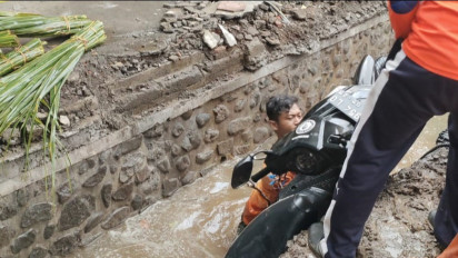 Geger Abraham Hendak Pergi Bekerja Lalu Temukan Telapak Kaki Manusia Dalam Got di Bali, Ternyata...