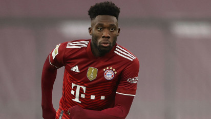 Cedera ACL Bersama Timnas, Bayern Munchen Dipastikan Kehilangan Davies hingga Akhir Musim