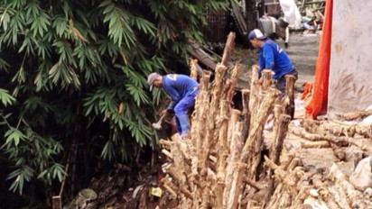 Waspada Hujan Deras, Tebing 20 Meter di Jakarta Selatan Longsor, Puluhan Warga Mengungsi