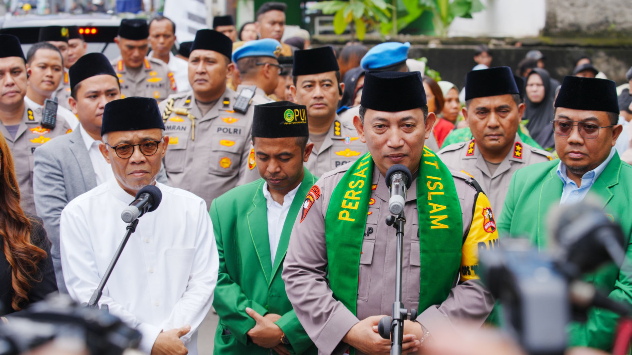 Info Mudik, Kapolri Intruksikan Beri Pelayanan Terbaik ke Masyarakat yang Mudik Hari Raya Idul Fitri 2024
            - galeri foto