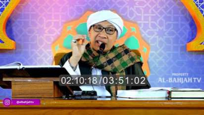 Hubungan Suami Istri Telanjang Tidak Pakai Baju, Emangnya Boleh? Buya Yahya Tegaskan yang Benar...