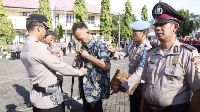 Terlibat Sindikat Bandar Narkoba, Tiga Personel Polres Situbondo Diberhentikan dengan Tidak Hormat