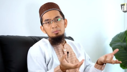 Setelah Wudhu Wajah Langsung Dilap Pakai Handuk, Memangnya Boleh? Kebiasaan itu Ternyata Kata Ustaz Adi Hidayat...