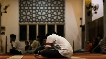 Meski Tidak Tahu Kapan, Namun Ini Tanda-tanda Malam Lailatul Qadar yang Tercantum dalam Berbagai Hadis