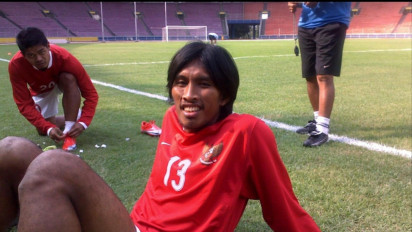 Suara Hati Budi Sudarsono, Jujur Kenapa Dulu Dia Emosi Tendang Kaca sampai Harus Dioperasi, Eks Bomber Timnas Indonesia itu...