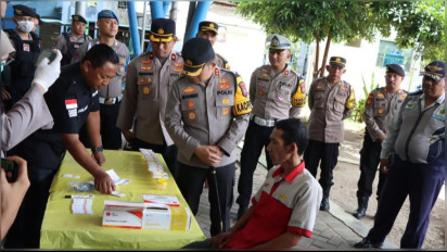 Jaga Keselamatan Pemudik, Sejumlah Sopir Angkutan di Nganjuk Diuji dengan Tes Urine