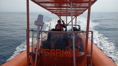 Seorang Penumpang Kapal dari Lombok ke Banyuwangi Jatuh di Perairan Bali