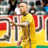 Di Depan Media Belanda, Radja Nainggolan Menyesal Seumur Hidup Tidak Pilih Bela Timnas Indonesia: Kalau Tahu Begini, Sudah Dari Dulu