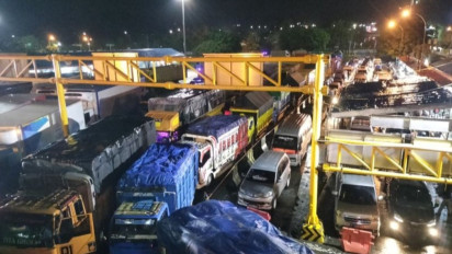Info Mudik: Pelabuhan Bakauheni Dipadati Kendaraan pada H-4 Saat Pagi Hari