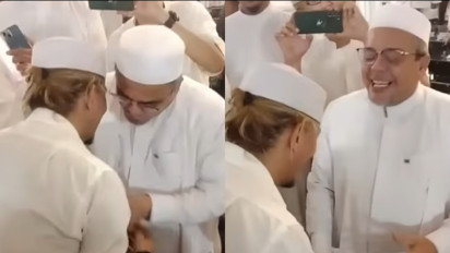Habib Bahar bin Smith Ngakak Luar Biasa saat Bersalaman dengan Habib Rizieq Shihab di Acara Pernikahan, Komentar Netizen Begini 