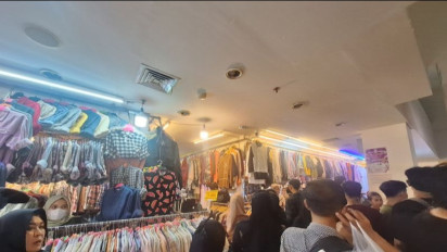Dilarang Tetap Merajalela, Pakaian Bekas Impor di Pasar Senen Ramai Jelang Lebaran