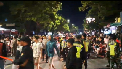 Bentrok Kelompok Rontek Meluas, Sejumlah Oang terluka, Kendaraan Pemudik Rusak