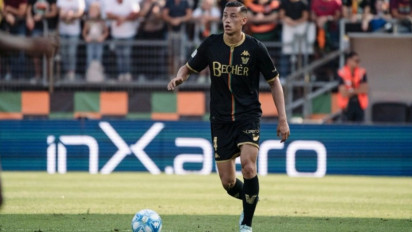 Jay Idzes Main Penuh 90 Menit, Sukses Bikin Gawang Venezia Tak Kebobolan Kontra Ascoli