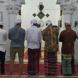 Jemaah Tarekat Naqsabandiyah di Kota Padang Gelar Shalat Tarawih Malam Ini