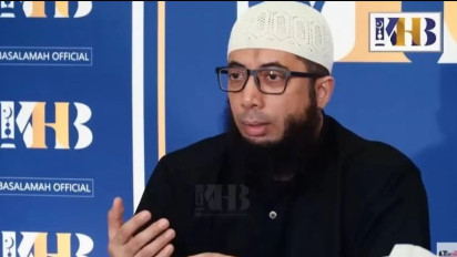 Kentut Saat Shalat Berjamaah Harus Keluar atau Tunggu Selesai, Jangan Beli Baju Baru di Akhir Lebaran, Kata Ustaz Khalid Basalamah…