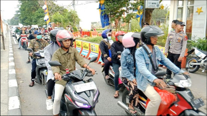Dua Hari Jelang Lebaran, Gelombang Toron ke Madura Masih Ramai Lancar