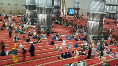 Ramadhan Hampir Usai, Masjid Istiqlal Masih Jadi Magnet bagi Warga Muslim Jakarta