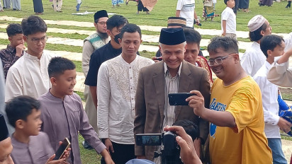 Salat Idul Fitri di Lapangan Dolo Sleman, Ganjar Pranowo: Seperti Kembali ke Kampung Halaman