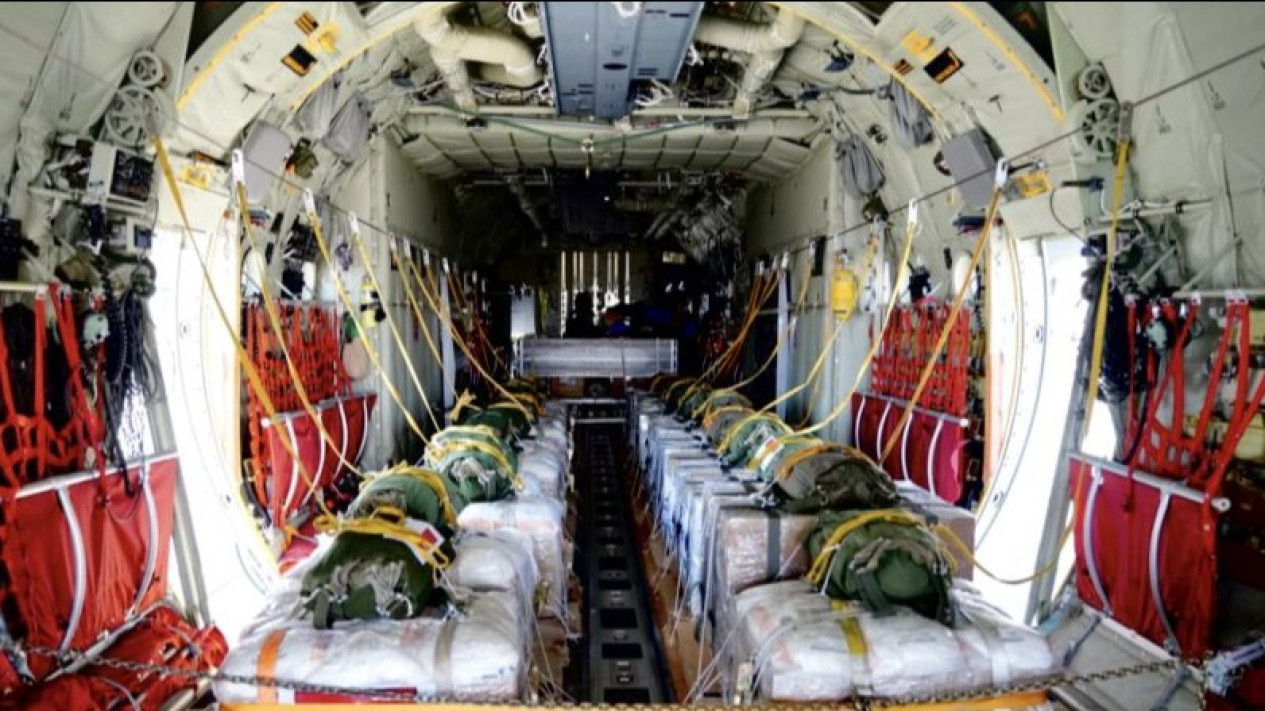Potret Pesawat Hercules TNI AU Masuk ke Wilayah Udara Gaza, Ternyata Membawa Misi Ini
            - galeri foto